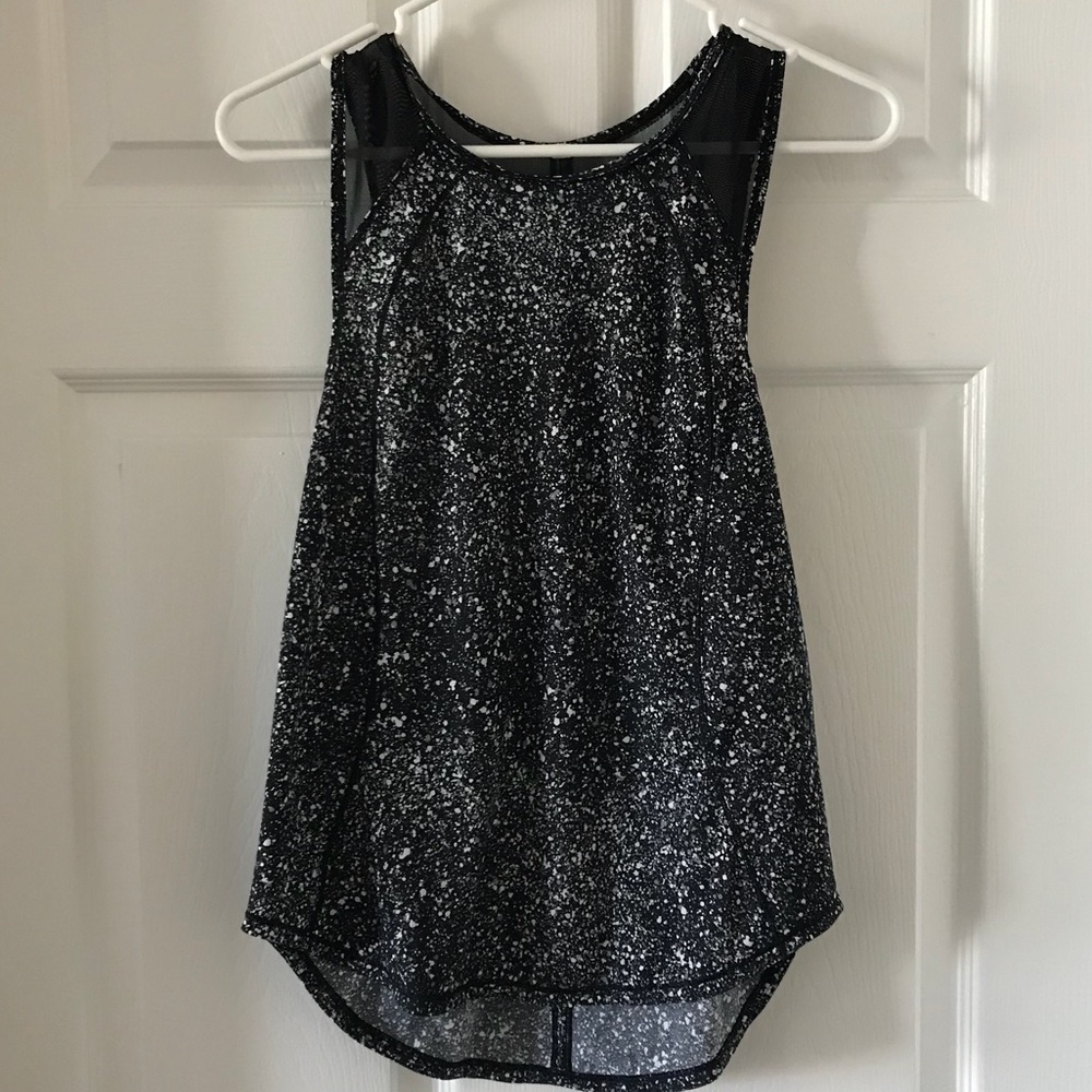 Lululemon tank top - worn once !